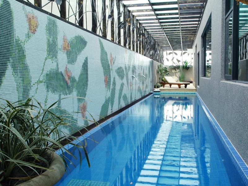 桃園汽車旅館-歐遊國際連鎖精品旅館 - 中壢館